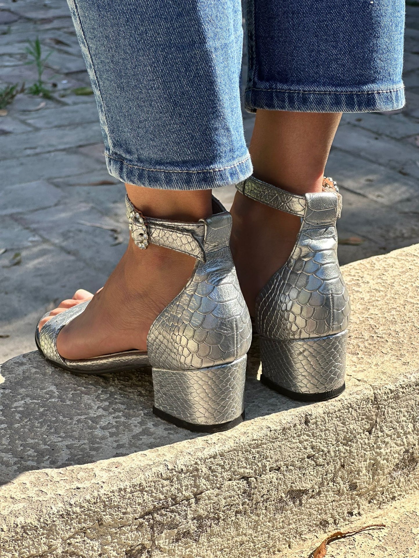 Sandalia Sara Plata