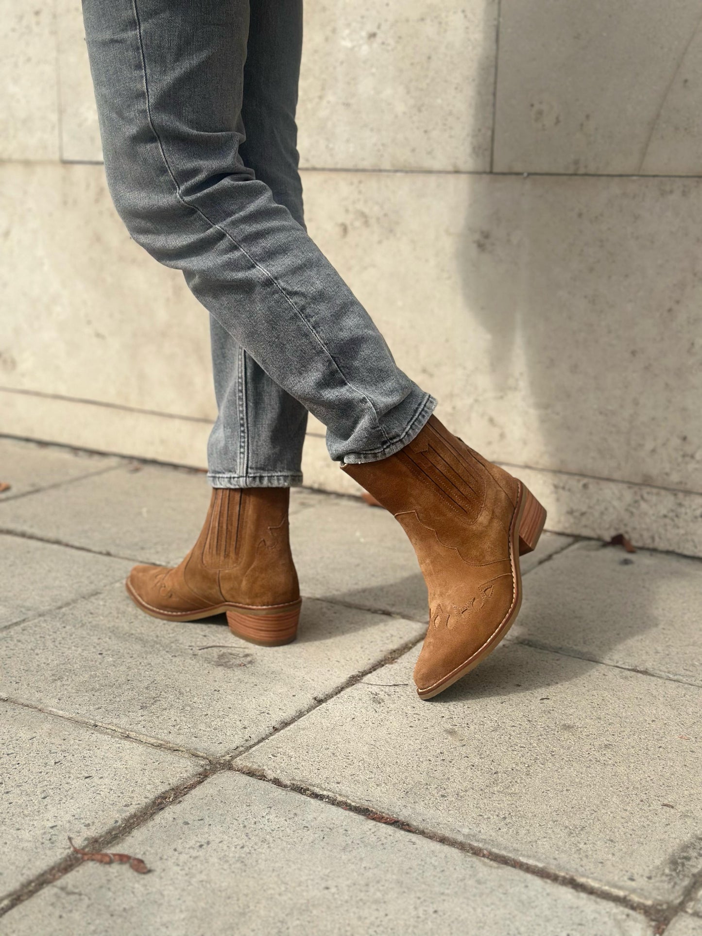 Botin Isabel Camel