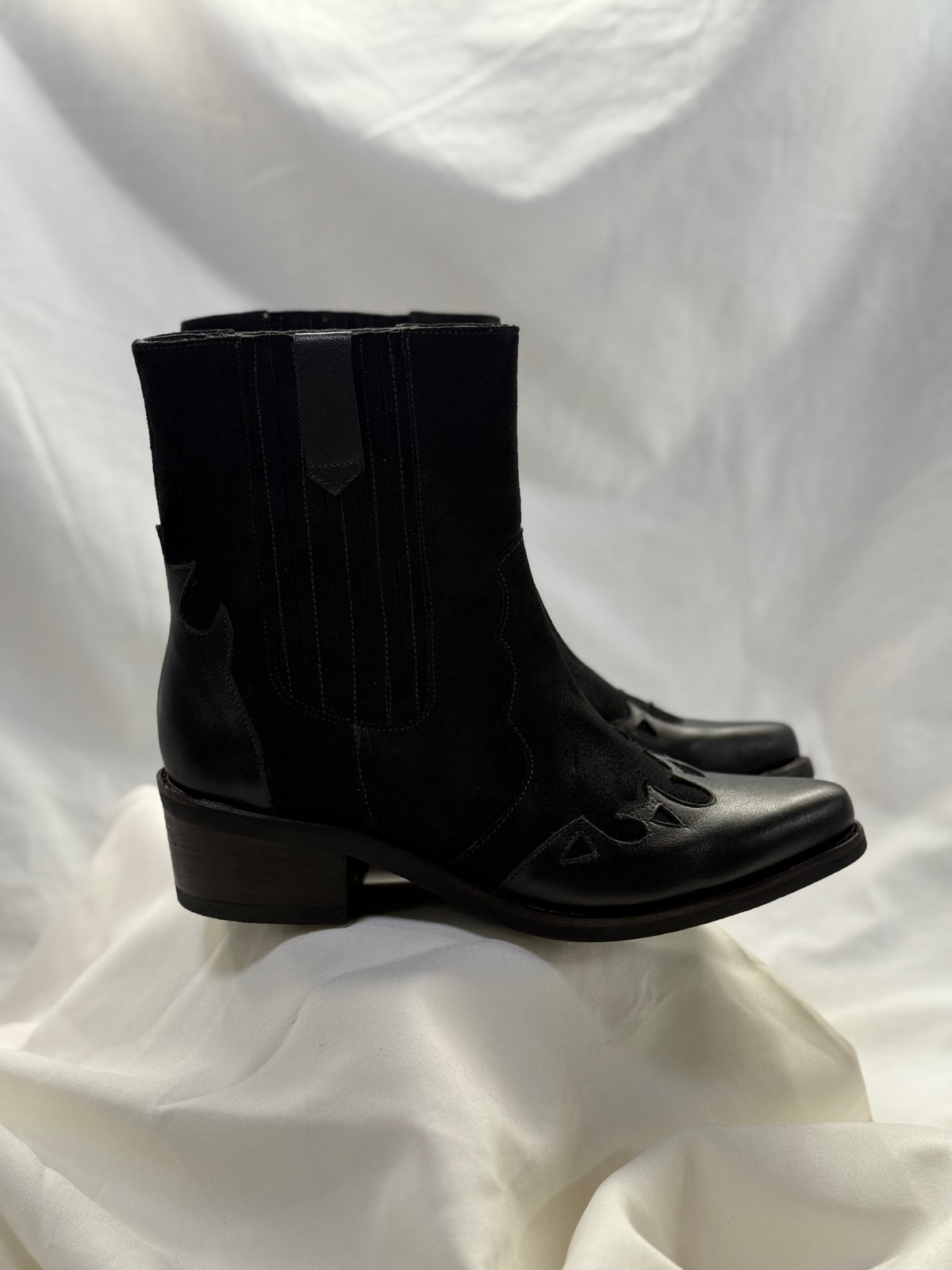 Botin Isabel Negro