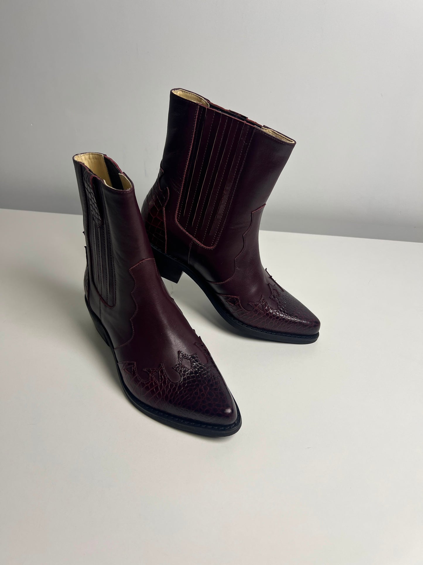 Botin Juana Burbundy