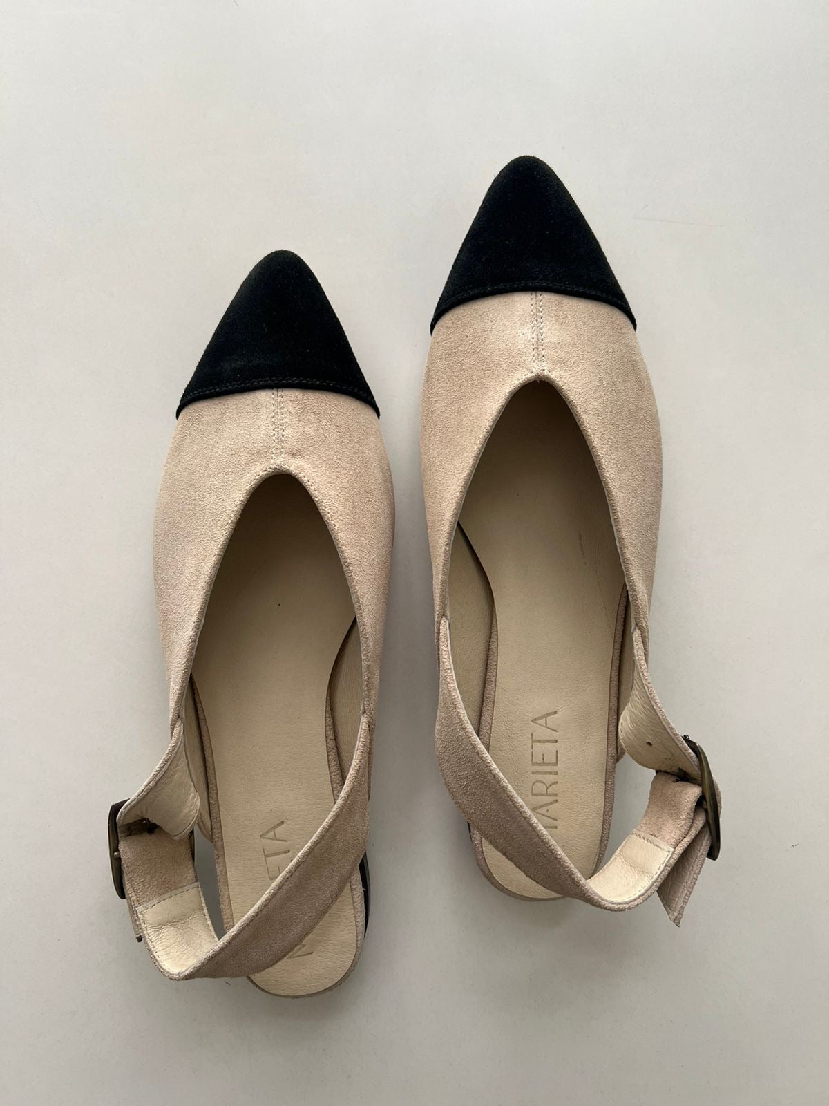 Puntilla Valentina Blanco/Negro