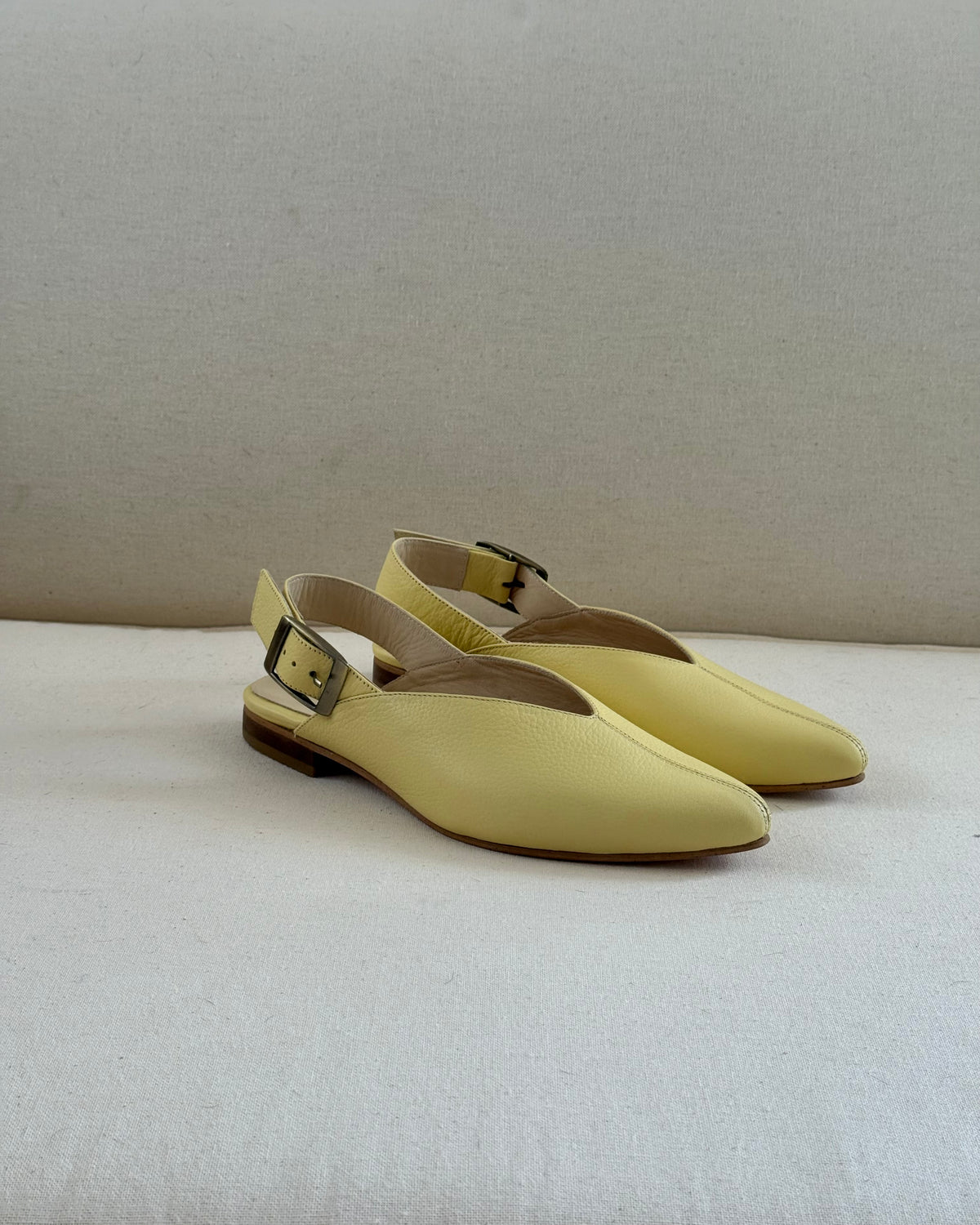 Puntilla Valentina vainilla